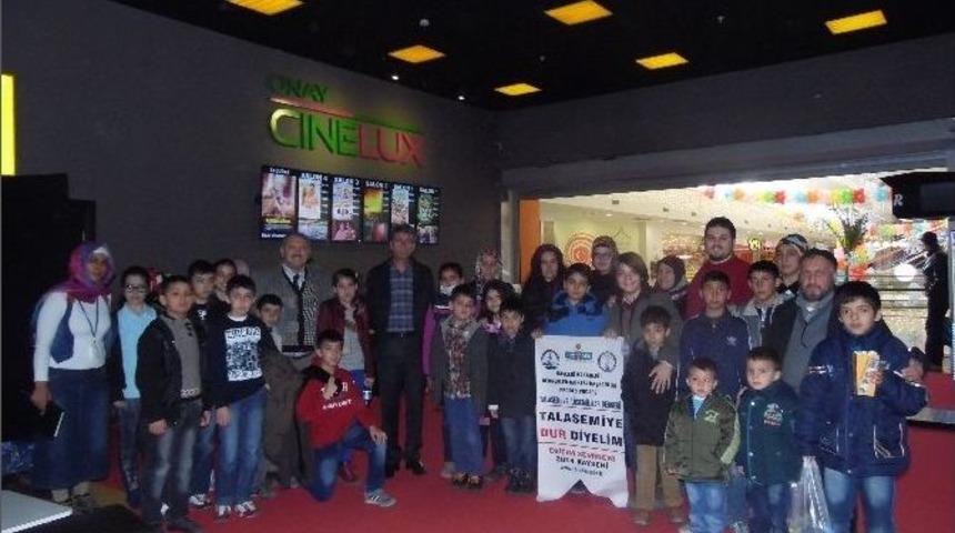 Talasemi Ve L&ouml;semililer Derneği &Ccedil;ocuk Kul&uuml;b&uuml;nden Talasemi Hastası Ve Yakınlarına Sinema Keyfi