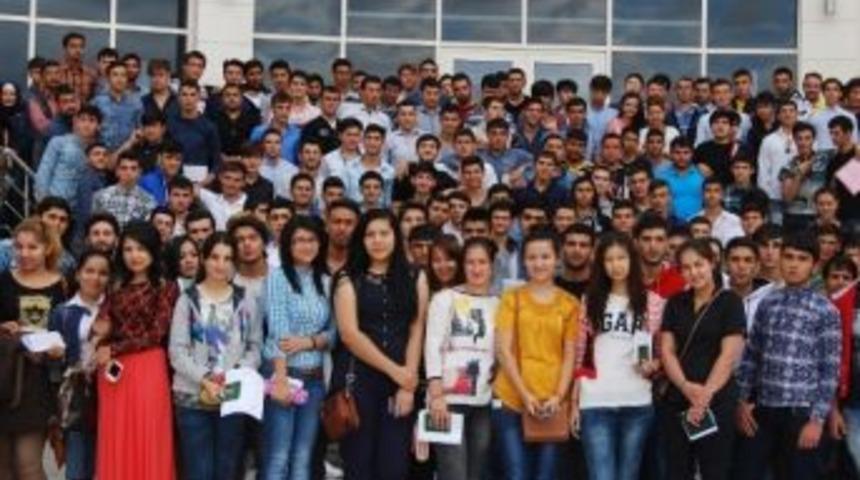 As&uuml;&rsquo;de 24 &Uuml;lkeden 480 Uluslararası &Ouml;ğrenci Var