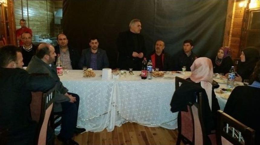 Ali İnci Adaylık S&uuml;recini Hendek İl&ccedil;e Teşkilatı İle İstişare Etti