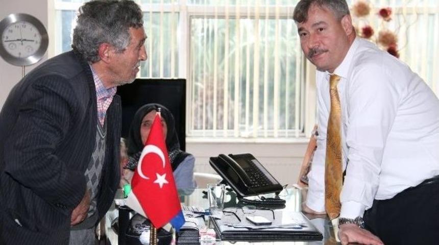 Başkan Yaralı Halk G&uuml;nlerinde Vatandaşla Buluşuyor