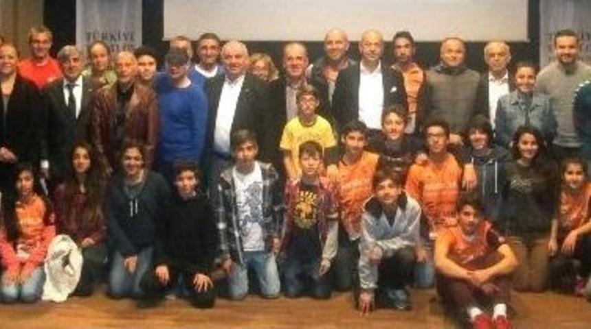 Antalya&rsquo;da 27 Bin Lisanslı Sporcu Var