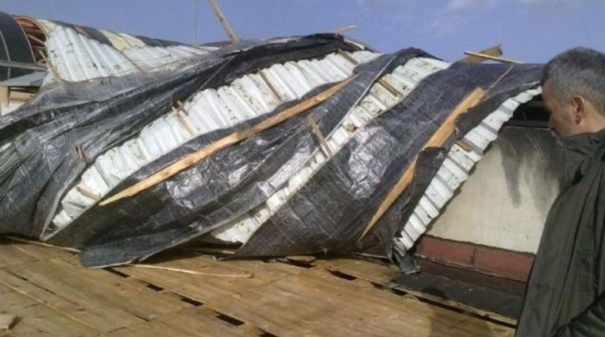 Kalıcı İş Yerlerinin &Ccedil;atısı Onarıldı