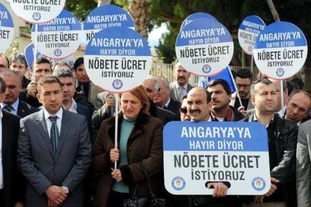 Eğitim Bir Sen'den 'nöbet' Eylemi