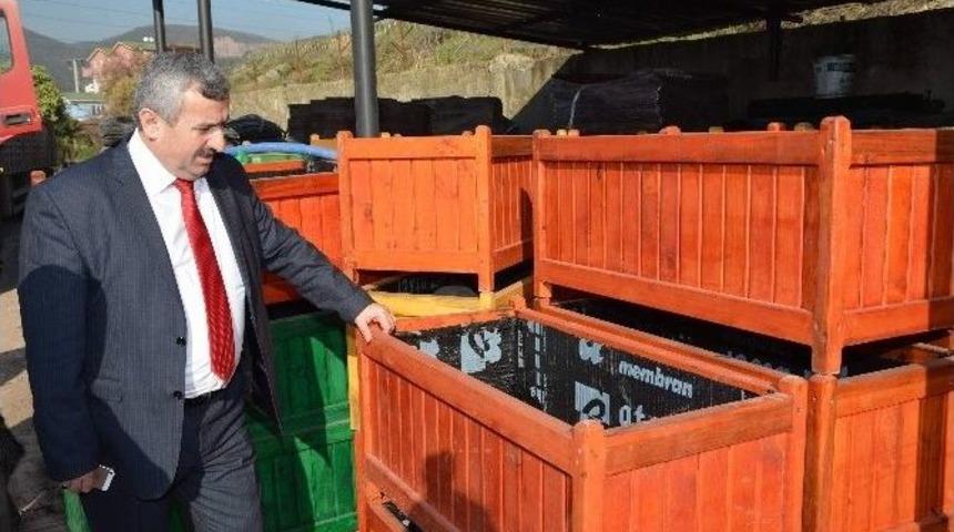 K&ouml;rfez&rsquo;in Caddelerine Renk Geldi