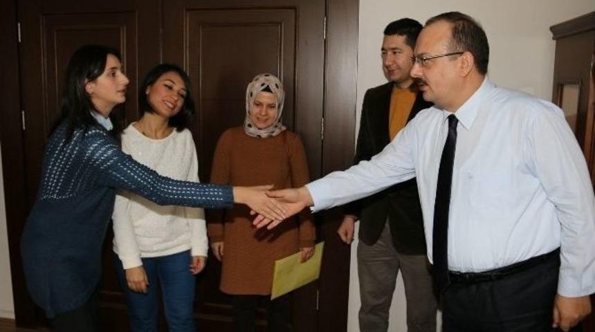 Vali Canbolat &Ouml;ğretmenleri Kabul Etti