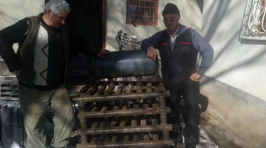 Su Borularından Tasarruflu Kalorifer Kazanı Yaptı