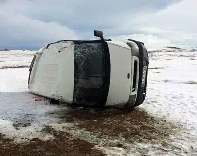 Patnos’ta Trafik Kazası: 10 Yaralı