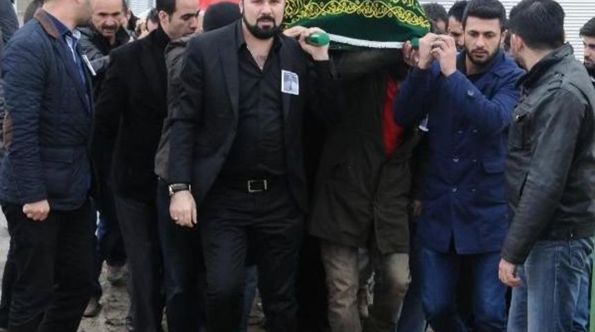 Mardin&rsquo;De &Ouml;ld&uuml;r&uuml;len Nevşehirli Iş&ccedil;i Toprağa Verildi