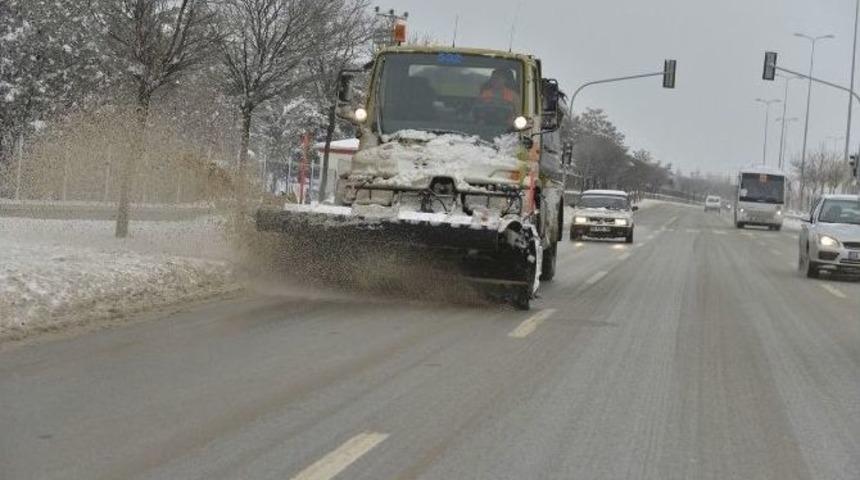Ankara B&uuml;y&uuml;kşehir&rsquo;den Kar Uyarısı