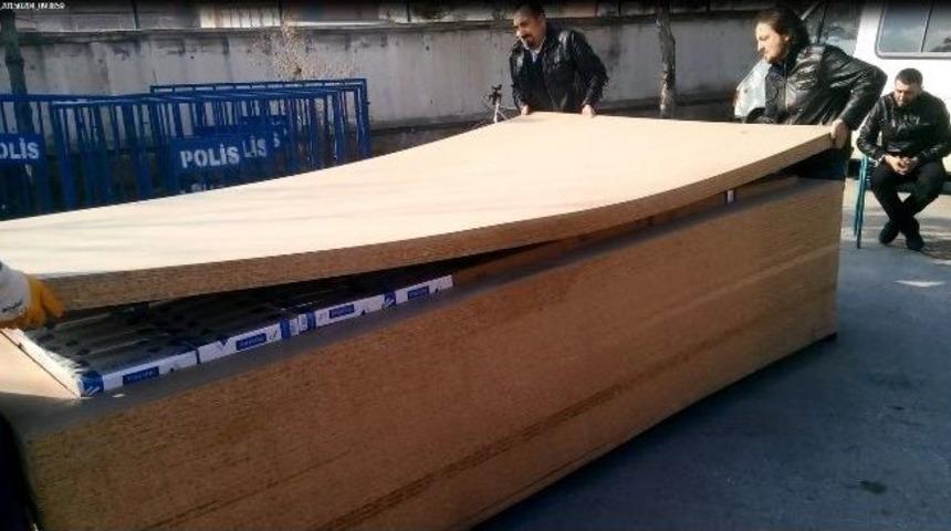 Konya&rsquo;da 101 Bin Paket Ka&ccedil;ak Sigara Ele Ge&ccedil;irildi