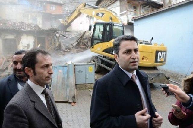 Tokat’ta 30 Metruk Bina Yıkılacak