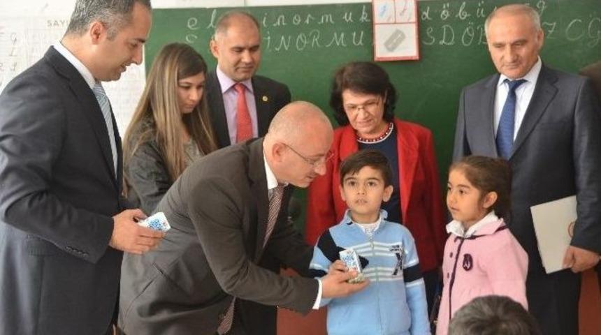 Mersin&rsquo;de 131 Bin 462 &Ouml;ğrenciye Haftada 3 G&uuml;n S&uuml;t Dağıtılacak