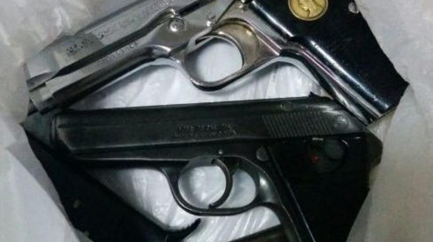 İşyerini Soyan Hırsızlar Yakalandı