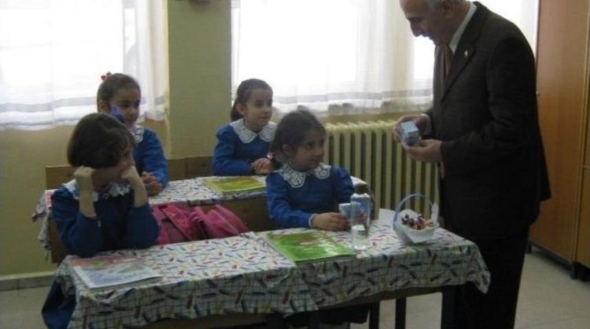 Okullarda S&uuml;t Dağıtımı Yeniden Başladı