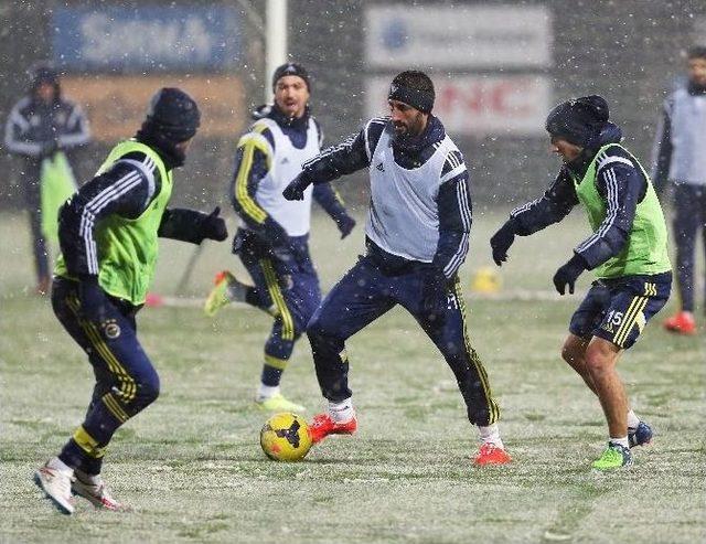 Fenerbahçe, Çaykur Rizespor Maçı Hazırlıklarını Sürdürdü