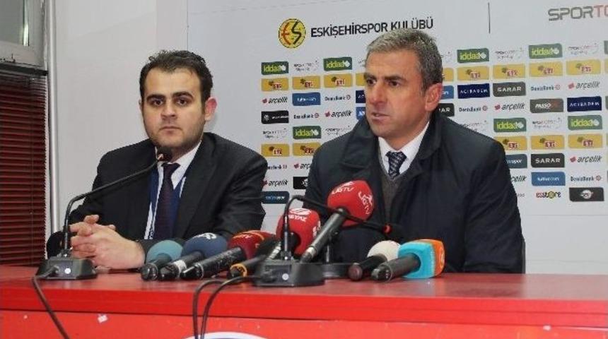 Galatasaray&rsquo;ın Zirve M&uuml;cadelesi S&uuml;r&uuml;yor