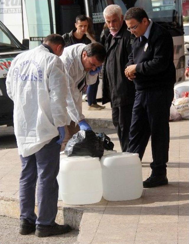 Otobüsle Getirilen Anason Ve Sahte Bandrollere Sahip Çıkan Olmadı