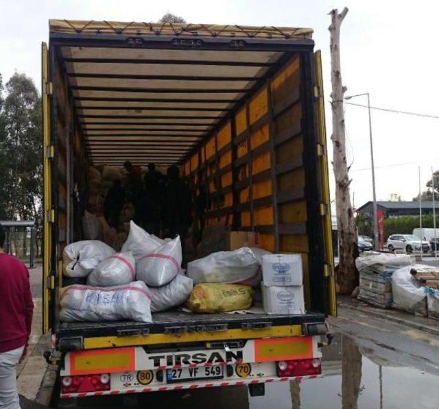 İzmir'den Suruç'a Bir Yardım Tır'ı Daha Yola Çıktı