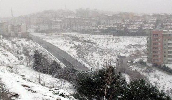 Kar Yağışı Anadolu Yakasında Etkili Oluyor G4