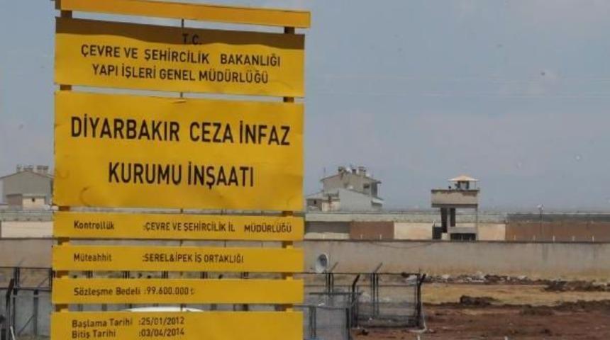 Diyarbakır E Tipi Cezaevi I&ccedil;in 'm&uuml;ze Kavgası'