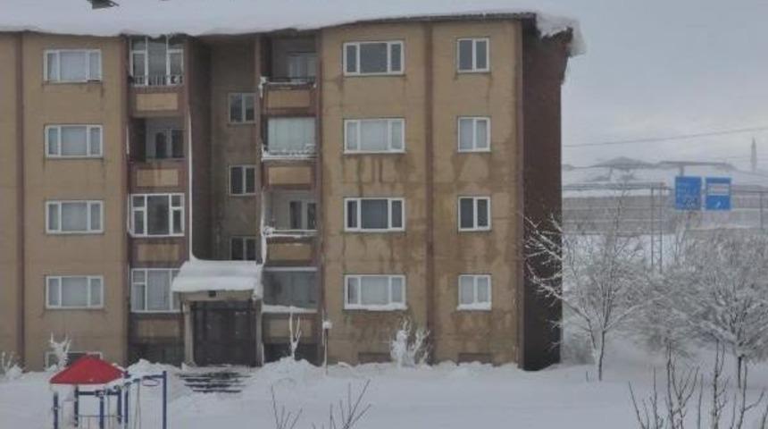 Bitlis&rsquo;Te 246 K&ouml;y Yolu Ulaşıma Kapandı