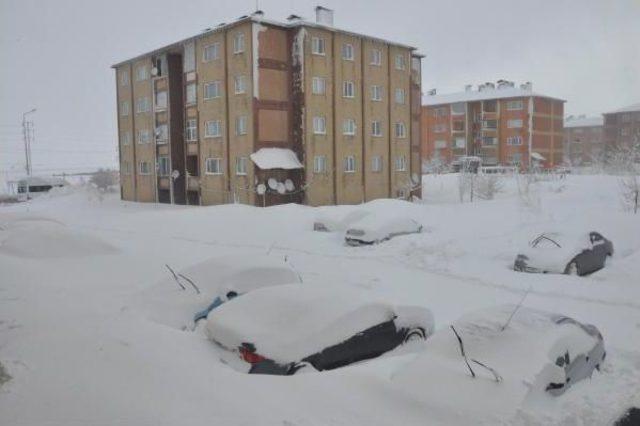 Bitlis’Te 246 Köy Yolu Ulaşıma Kapandı