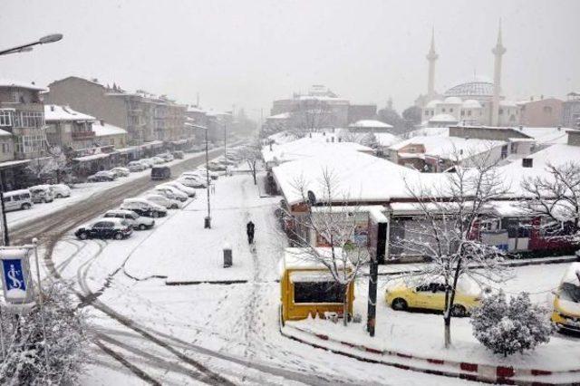 Çanakkale'nin Çan Ve Yenice Ilçelerinde Okullara Kar Tatili