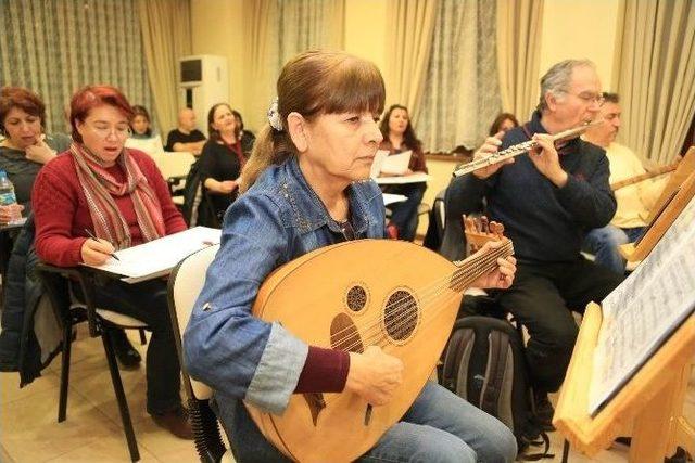 Sapanca Belediyesi Türk Müziği Korosu Çalışmalarını Hızlandırdı