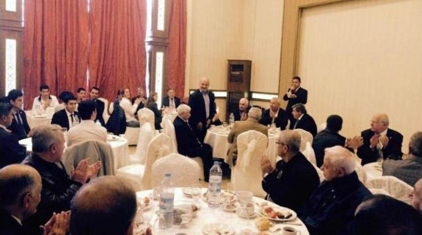 Mersinli Eski Ve Yeni Hakemler Kahvaltıda Bir Araya Geldi