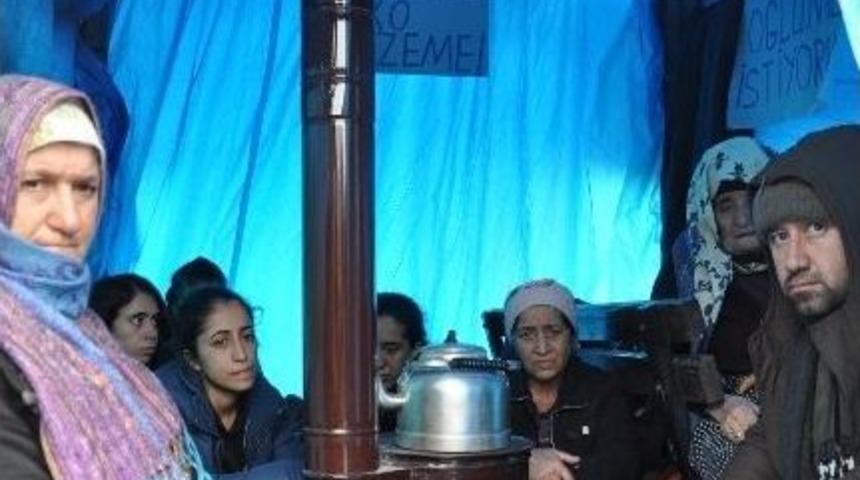 &Uuml;niversiteli Gen&ccedil; İ&ccedil;in Başlatılan A&ccedil;lık Grevi 3. G&uuml;n&uuml;nde