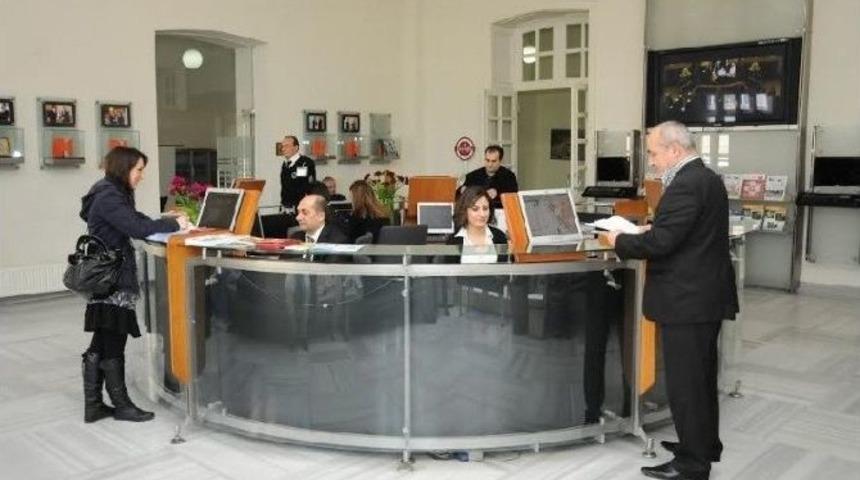 Beyoğlu&rsquo;nda Hizmet Veren Resepsiyon Birimi 2014&rsquo;de 47 Bin İşlem Yaptı