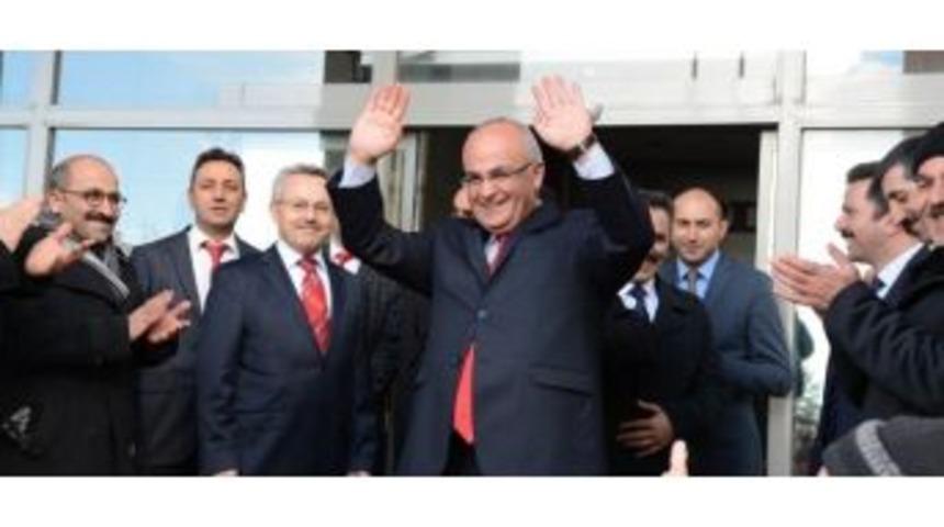 Erzurum Adliyesinde İdari İşler M&uuml;d&uuml;r&uuml; G&uuml;ltekin, Aday Adayı Oldu