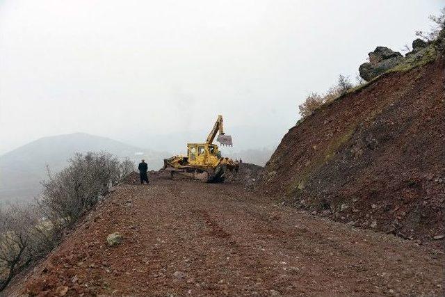 Malatya Büyükşehir Belediyesi 2014 Yılında 700 Bin M2 Sıcak Asfalt Yaptı