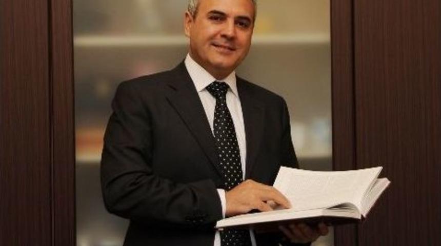 Kb&uuml; Rekt&ouml;r&uuml; Uysal G&ouml;revinden İstifa Etti