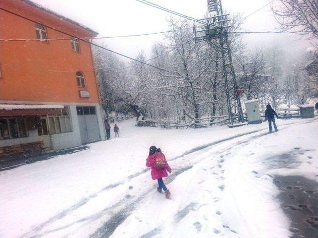 Hasankadı Yine Beyaza Büründü