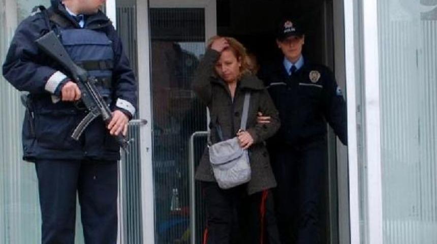 Ayrılık Tartışmasında Sevgilisini Öldürdü