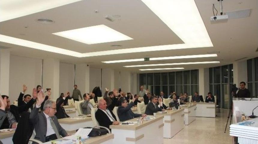 Chp&rsquo;li Belediye Meclis &Uuml;yeleri Dubai&rsquo;ye Gitmiyor