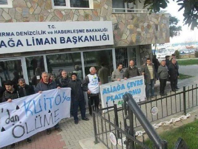 Aliağa'da Kuito Gemisine Tepkiler Sürüyor