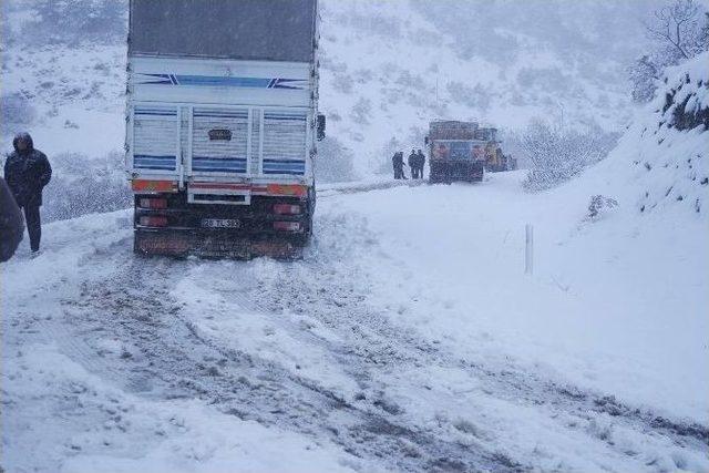 Yolda Kalanların İmdadına Sarıcakaya Belediyesi Yetişti 1