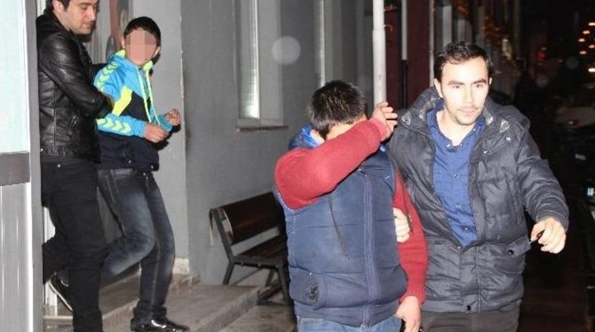 Kuş&ccedil;uları Soyan Hırsızlık Ş&uuml;phelileri Yakalandı