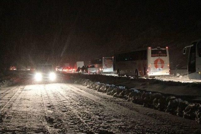 Zonguldak-istanbul Karayoluna Kar Engeli