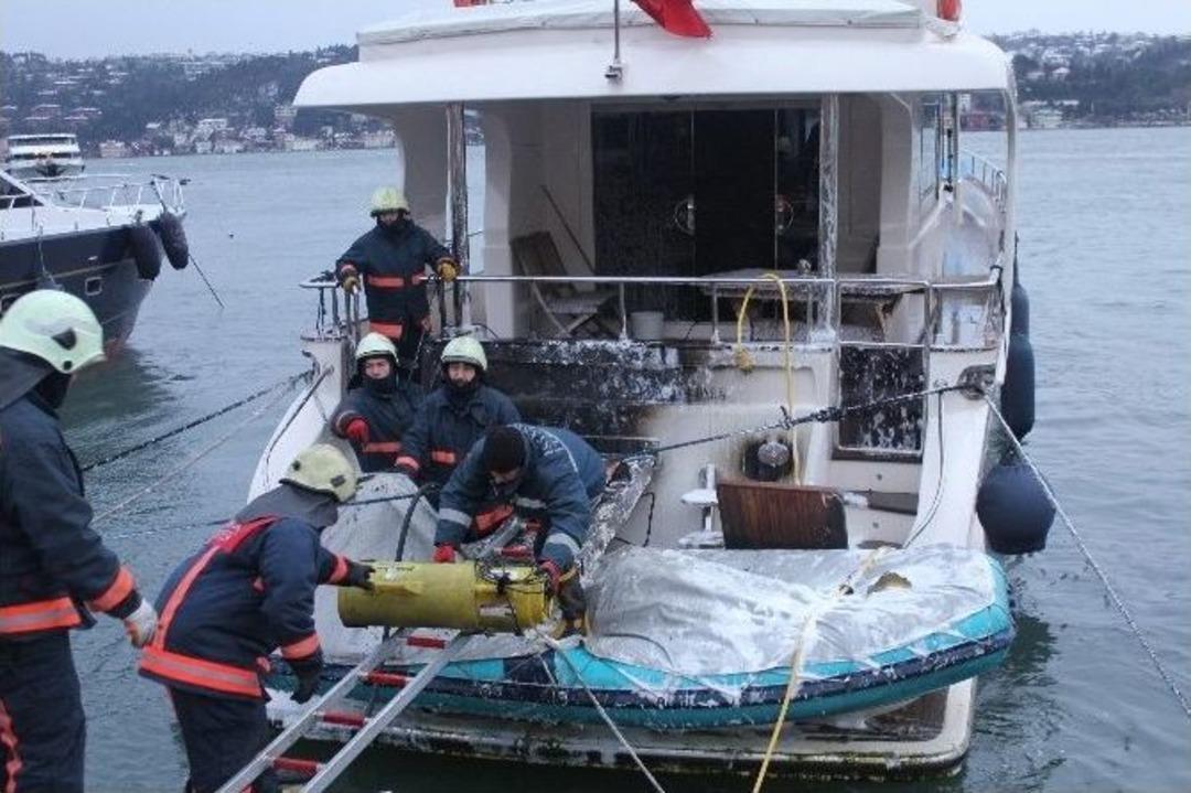 Beşiktaş&rsquo;ta L&uuml;ks Yatta Yangın