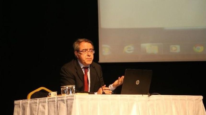 Mustafa Armağan Sultanbeyli&rsquo;de Okuyucularıyla Buluştu