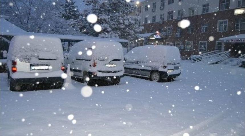 Kulu&rsquo;da Kar Yağışı Etkili Oldu