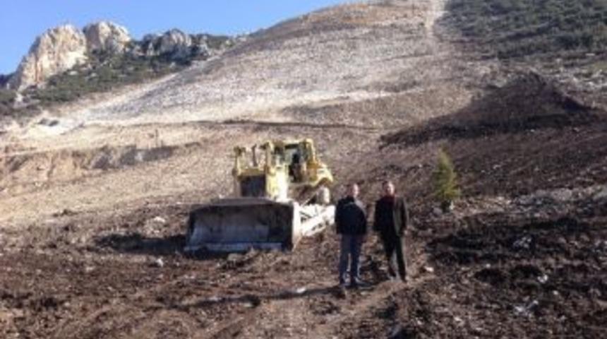 Burdur&rsquo;da Mermer Ocağına 24 Bin Fidan