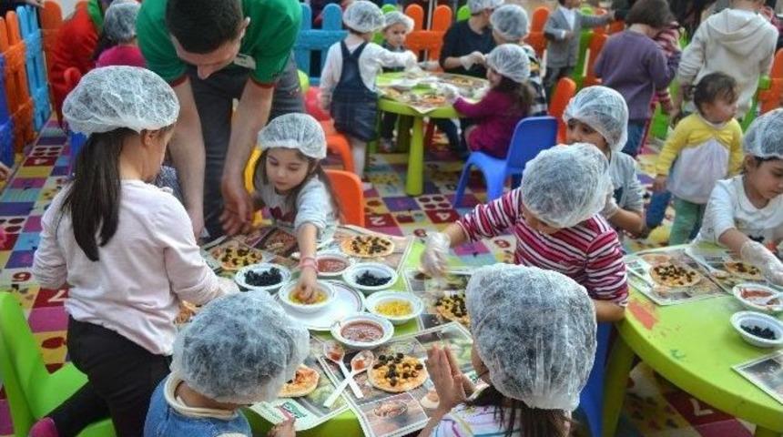 K&uuml;&ccedil;&uuml;k Aş&ccedil;ıların B&uuml;y&uuml;k H&uuml;neri