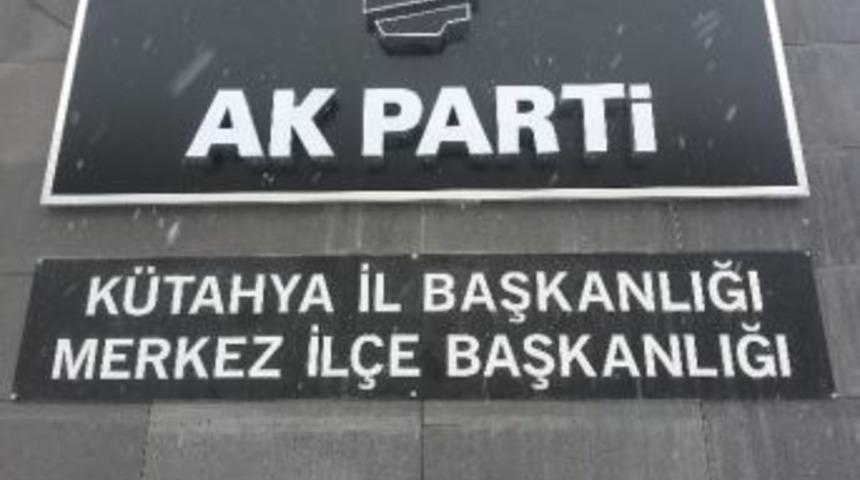 K&uuml;tahya&rsquo;da Milletvekili Aday Adaylığı İ&ccedil;in İlk Resmi Başvuru Yapıldı
