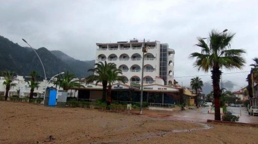 Katar Şeyhi Marmaris'te Bir Otel Daha Satın Aldı