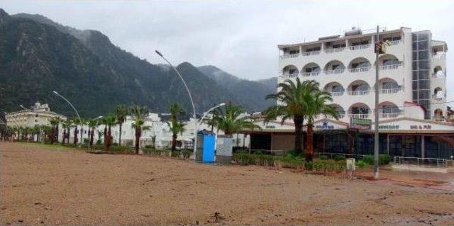 Katar Şeyhi Marmaris'te Bir Otel Daha Satın Aldı