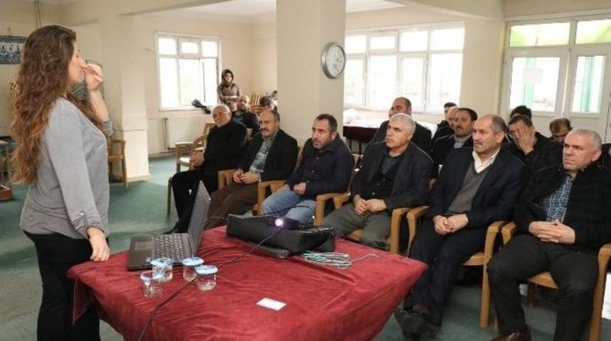 Ey&uuml;p Belediyesi&rsquo;nden &rsquo;aile İ&ccedil;i Şiddete Son Semineri&rsquo;